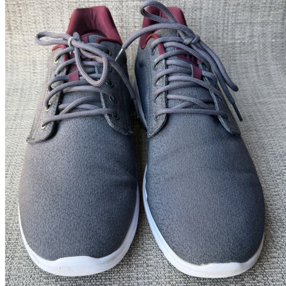 TravisMathew The Daily Knit Grey Burgundy Mens Shoes 1MAA222 Size 14